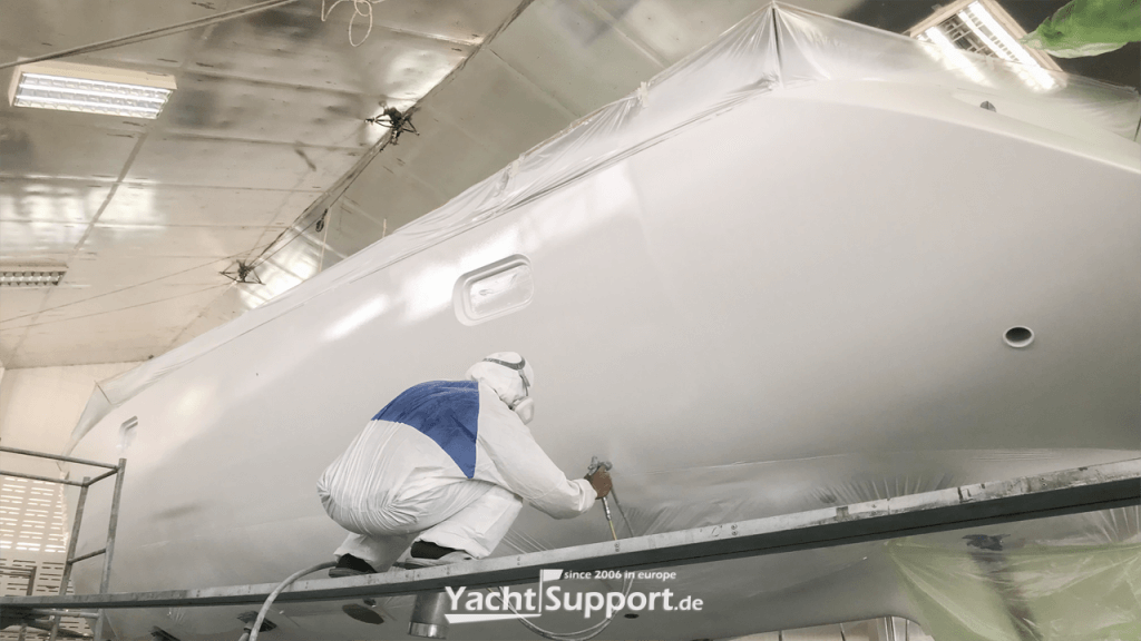 Yachtlackierung - Bootslackierung - Vessel Paintworks